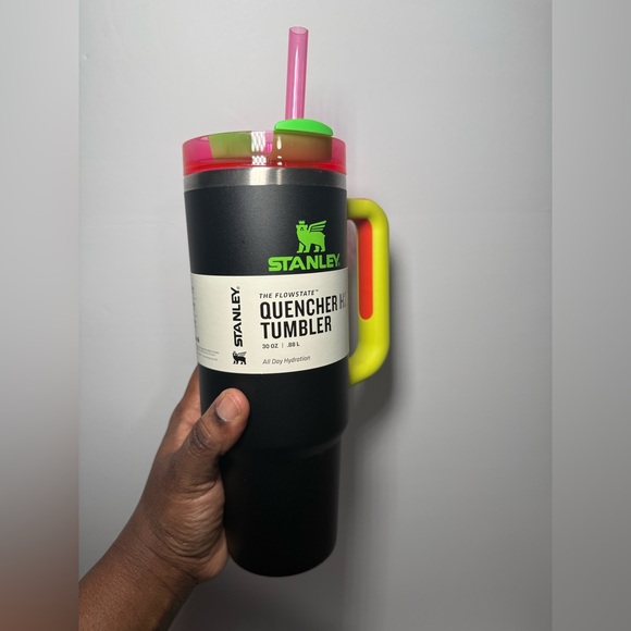 Stanley Limited Edition WHITE NEON + BLACK NEON 30oz Quencher Tumbler Set BNWT - Picture 12 of 15